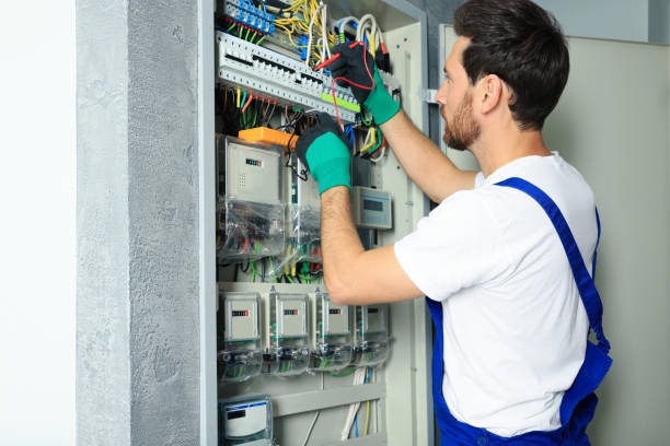 Best 24-Hour Electrician  in Bannockburn, IL
